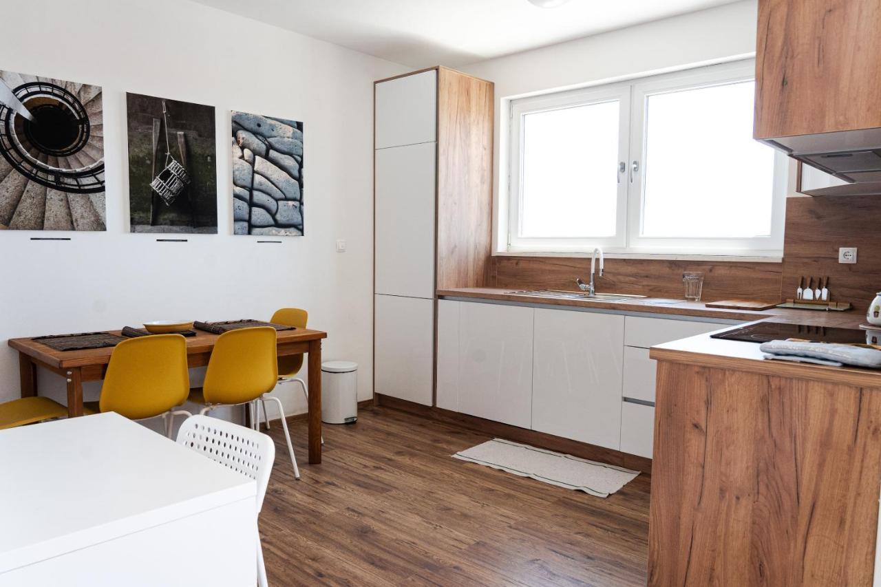 Station 22 - Brand New Apartment With A Terrace And Private Parking Vir Luaran gambar