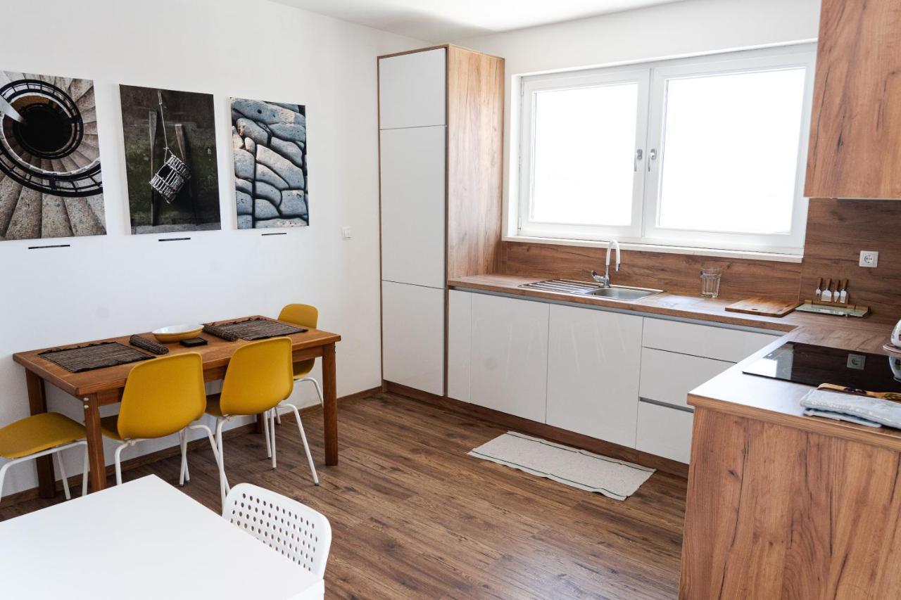 Station 22 - Brand New Apartment With A Terrace And Private Parking Vir Luaran gambar